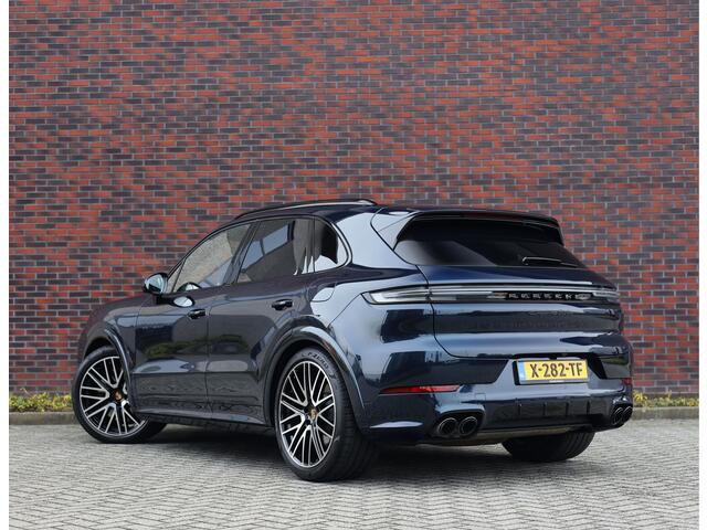 Porsche CAYENNE 4.0 Turbo E-Hybrid | Pano - Trekhaak - HUD - Vol!