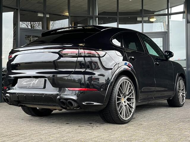 Porsche CAYENNE COUPÃ 3.0 E-HYBRID - ORG. NL. - SPORT CHR. - PANO - 4-WIELST. - 22 INCH