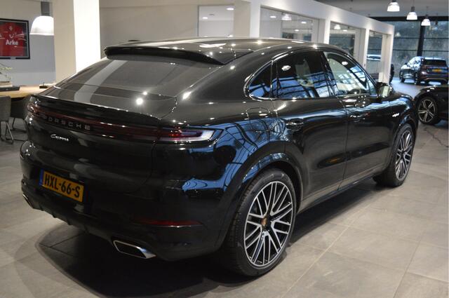 Porsche CAYENNE Coupé 3.0 E-Hybrid pano camera Bose leer 22 inch 470 pk !!