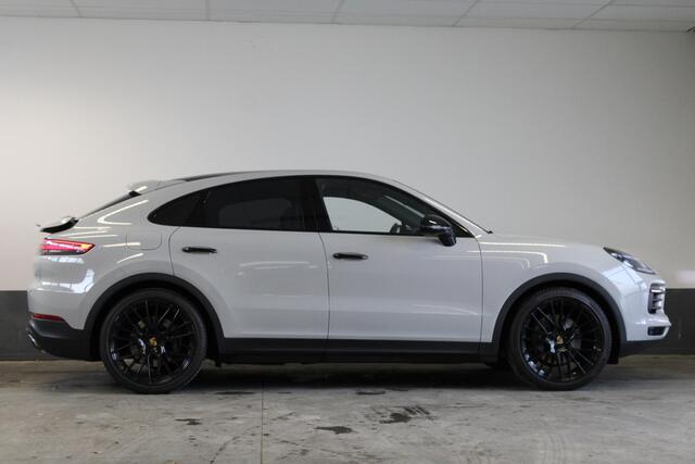 Porsche CAYENNE Coupé 3.0 E-Hybrid Sport Chrono - Panorama - Matrix - Trekhaak