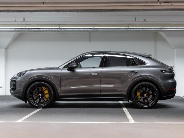 Porsche CAYENNE Turbo E-Hybrid Coupé met GT Pakket