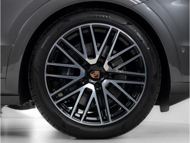 Porsche CAYENNE E-Hybrid Black Edition