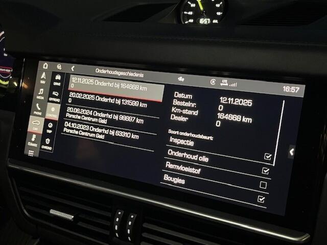 Porsche CAYENNE COUPÃ 3.0 E-HYBRID - ORG. NL. - SPORT CHR. - PANO - 4-WIELST. - 22 INCH