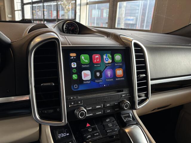 Porsche CAYENNE 4.2 D S Platinum Edition - FULL - Luchtvering / Stoelventilatie / Panoramadak / Standkachel / Sport Chrono / Keyless / Camera / Bose - Elek Trekhaak -