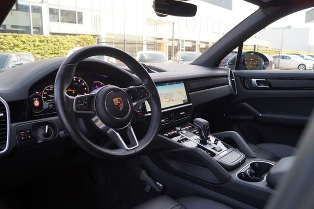Porsche CAYENNE 3.0 E-Hybrid Automaat -PANO-LEER-CHRONO-LED-
