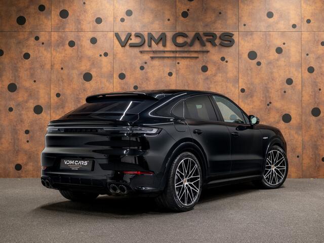 Porsche CAYENNE Coupé 3.0 E-Hybrid Black Edition | SportDesign | Achterasbest. | 18-weg | InnoDrive |