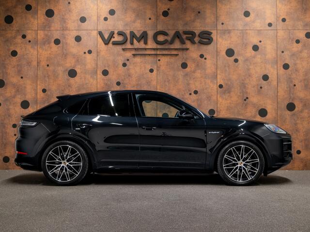 Porsche CAYENNE Coupé 3.0 E-Hybrid Black Edition | SportDesign | Achterasbest. | 18-weg | InnoDrive |