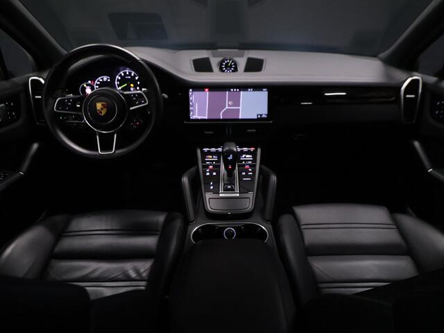 Porsche CAYENNE 3.0 E-Hybrid [LUCHTVERING, SCHUIFKANTELDAK, MEMORY SEATS, ADAPTIVE CRUISE CONTROL, APPLE CARPLAY, HUD, BOSE, 360 CAMERA, PDC V+A, CLIMATE CONTROL]