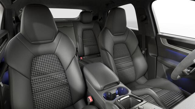 Porsche CAYENNE Coupé E-Hybrid