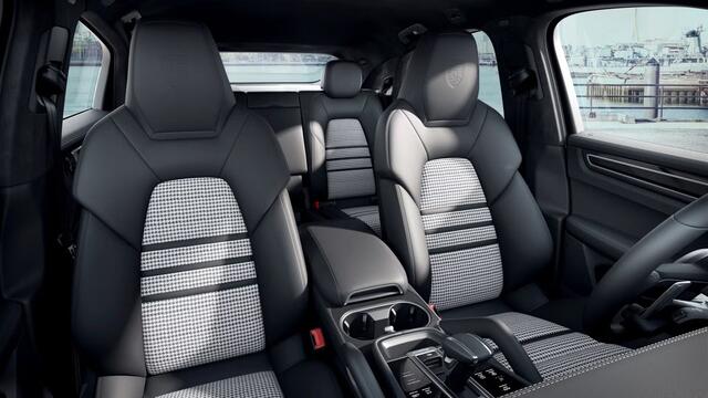 Porsche CAYENNE Turbo S E-Hybrid Coupé