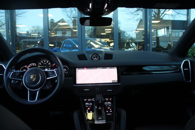 Porsche CAYENNE Coupé 3.0 E-Hybrid SportChrono/Leder/Bose/Luchtvering/Panoramadak/20Inch