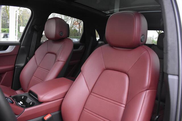 Porsche CAYENNE 4.0 Turbo E-Hybrid Sport Chrono Pano PASM ACC Zitklima Bose Sound