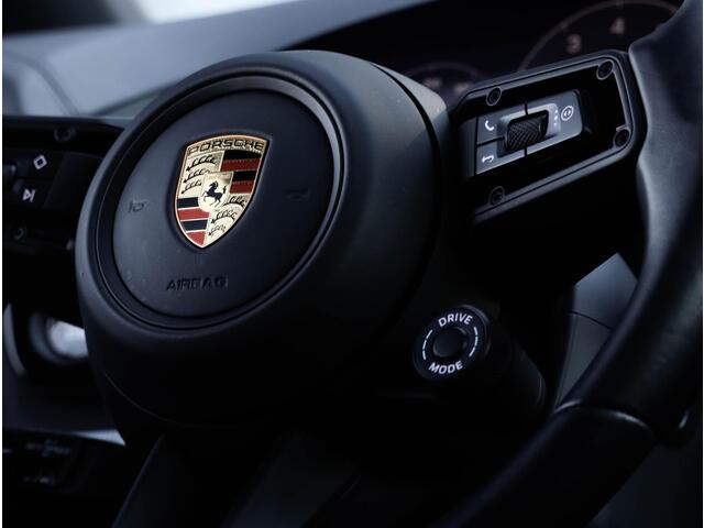 Porsche CAYENNE Coupé S 3.0 E-Hybrid 520PK | Achterasbesturing | Pano | Softclose | SportChronoPlus