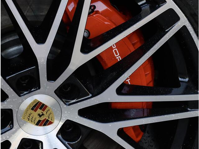 Porsche CAYENNE Coupé S 3.0 E-Hybrid 520PK | Achterasbesturing | Pano | Softclose | SportChronoPlus