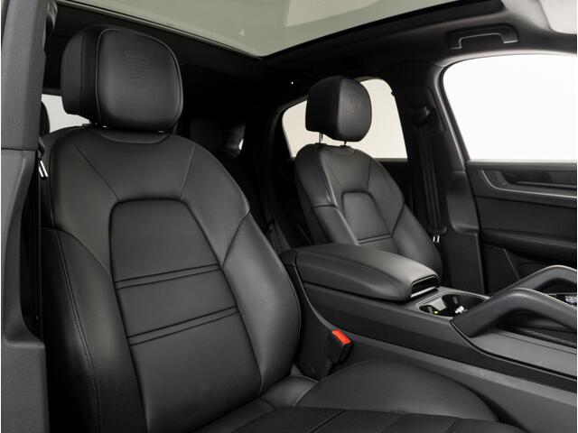 Porsche CAYENNE Coupé E-Hybrid