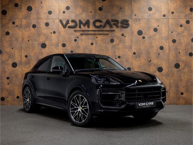 Porsche CAYENNE Coupé 3.0 E-Hybrid | SportDesign | Pano | 18-weg | Luchtvering | BOSE | ACC |