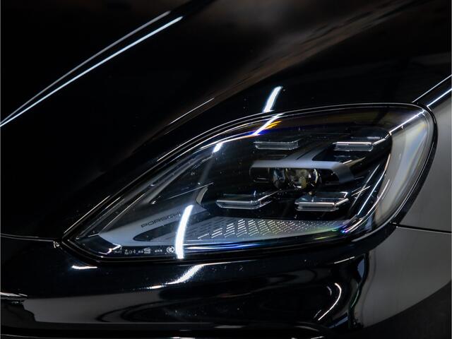 Porsche CAYENNE Coupé 3.0 E-Hybrid | SportDesign | Pano | 18-weg | Luchtvering | BOSE | ACC |