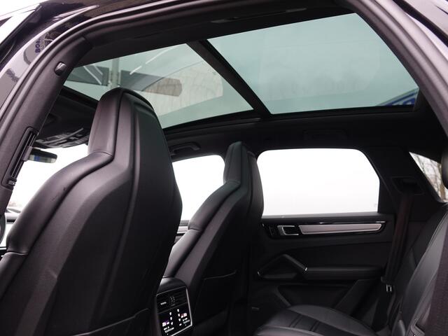 Porsche CAYENNE 3.0 E-Hybrid NL-AUTO | PASM LUCHTVERING | BOSE | GTS ZETELS