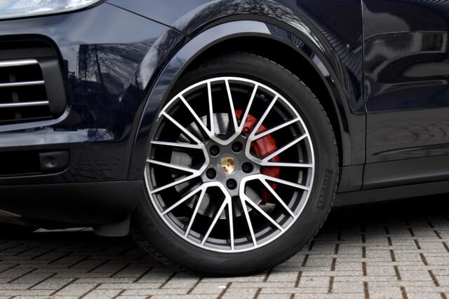 Porsche CAYENNE 3.0 E-Hybrid 462pk Sport Chrono | Pano | ACC | Matrix PDLS+ | 360 Camera | Alcantara hemel | Luchtvering |