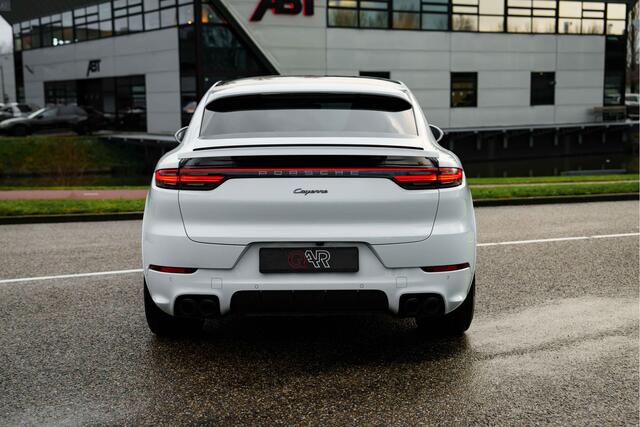 Porsche CAYENNE Coupé 3.0 E-Hybrid Platinum Edition | Luchtvering | Sport Chrono | 360 camera | Stoelen pakket met geheugenfunctie | 22"