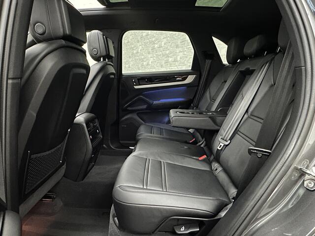 Porsche CAYENNE 3.0 470pk | 360 Camera | ACC | Sport-Design | Panorama | Soft-Close | Nachtzicht | Stoelventilatie | BOSE | Sport-Chrono | Luchtvering | Trekhaak | Stoelverwarming V+A | Sport-Uitlaat | Matrix-LED | 22'' | Keyless-Entry | Stuurverwarming | Comfortstoelen