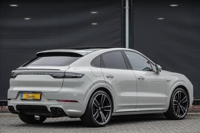 Porsche CAYENNE Coupé 3.0 E-Hybrid 462Pk Aut. | Platinum Edition | Sport-Design Pakket | Luchtvering | 360° Camera | 22''