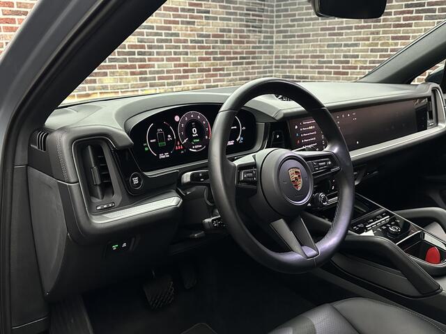 Porsche CAYENNE Coupé 3.0 E-Hybrid SportUitlaat Panorama Head Memory 1 Eig