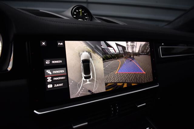 Porsche CAYENNE Coupé 3.0 E-Hybrid 462pk Lightweight | Carbon Dak | ACC | 22'' Wielen | Matrix PDLS+ | Luchtvering | 360 Camera |