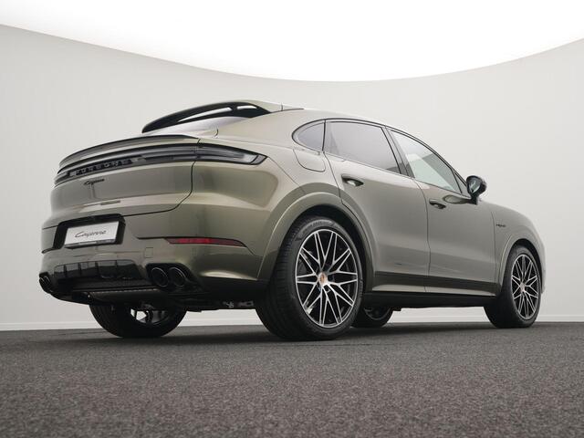 Porsche CAYENNE E-Hybrid Black Edition Coupé