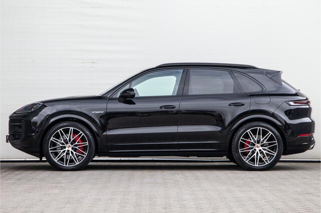 Porsche CAYENNE 3.0 E-Hybrid Sport-Design, Pano, Bose, 18-voudige sportstoelen, Soft-Close