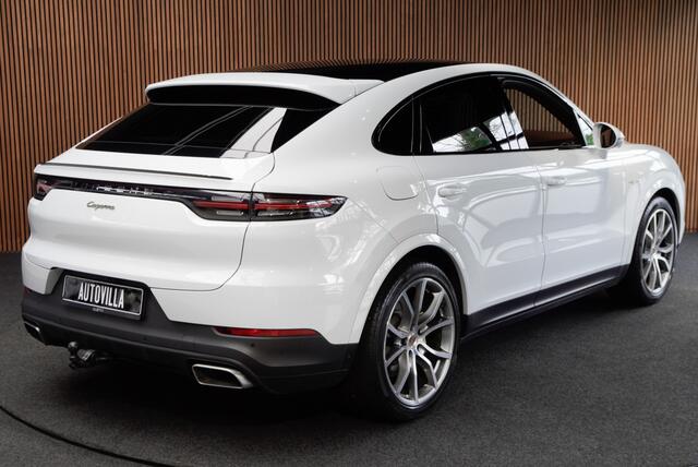 Porsche CAYENNE Coupé 3.0 E-Hybrid Panodak 360 SportChrono Leer Navi ACC Elektr. bedienbare achterklep PDC LM velgen Stoelverwarming Climate CarPlay Elektr. bedienbare trekhaak