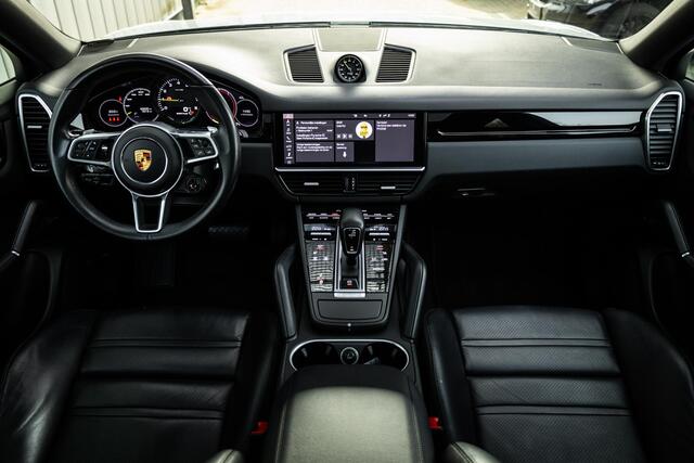 Porsche CAYENNE Coupé 3.0 E-Hybrid Sportuitlaat | Elekt. Trekhaak | NL Auto