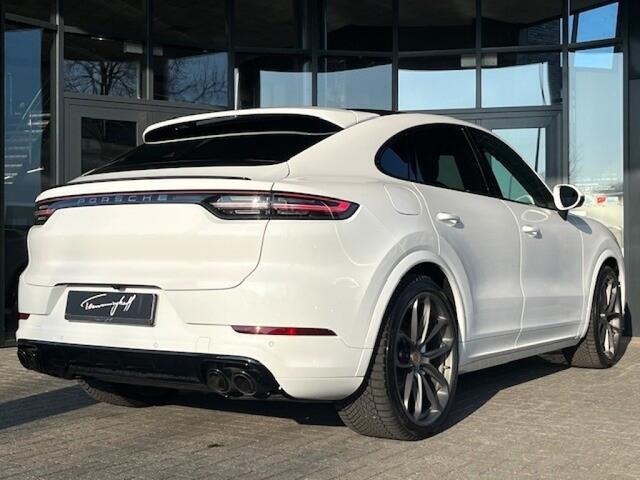 Porsche CAYENNE 3.0 E-HYBRID - PANO - BOSE - 22 INCH - ORG. NL.