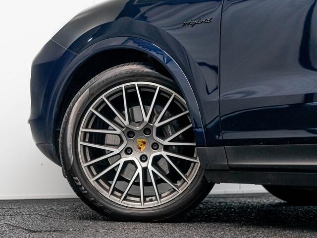 Porsche CAYENNE Coupé 3.0 E-Hybrid Platinum Edition | Origineel NL