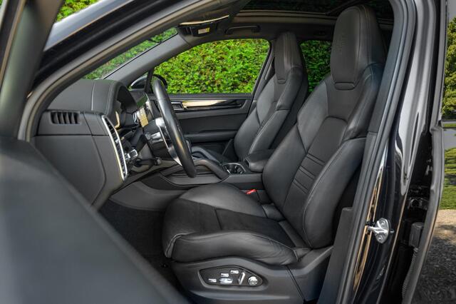 Porsche CAYENNE E-Hybrid SportDesign | 22inch | StoelClimate | BOSE | HUD | SportUitl