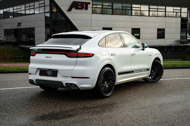 Porsche CAYENNE Coupé 3.0 E-Hybrid Platinum Edition | Luchtvering | Sport Chrono | 360 camera | Stoelen pakket met geheugenfunctie | 22"