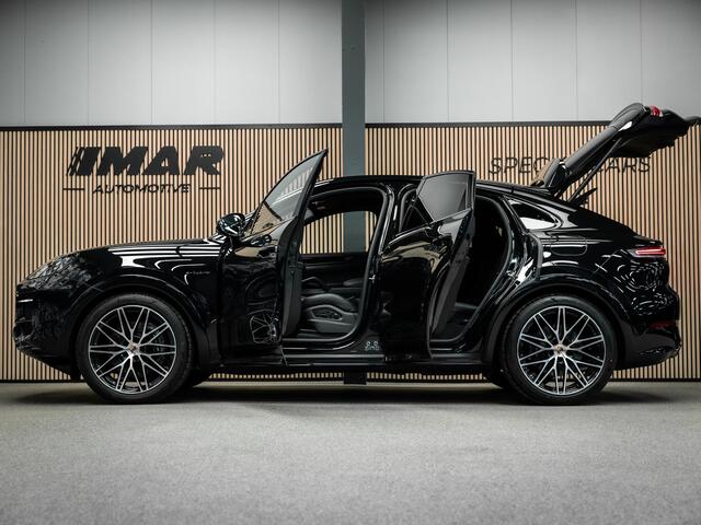 Porsche CAYENNE Coupé 3.0 E-Hybrid Black Edition