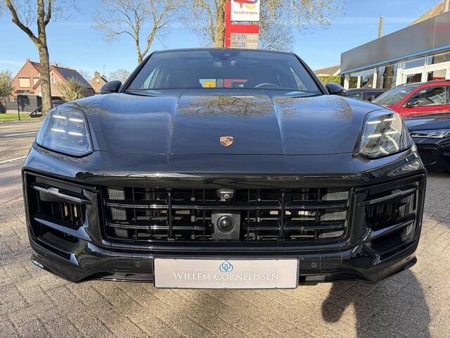 Porsche CAYENNE Coupé 3.0 E-Hybrid Pano Trekhaak NL Auto Sport Chrono