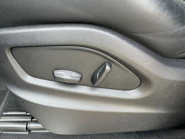 Porsche CAYENNE Coupe 3.0 E-Hybrid | Luchtvering | Pano | Trekhaak | 5 Alarm