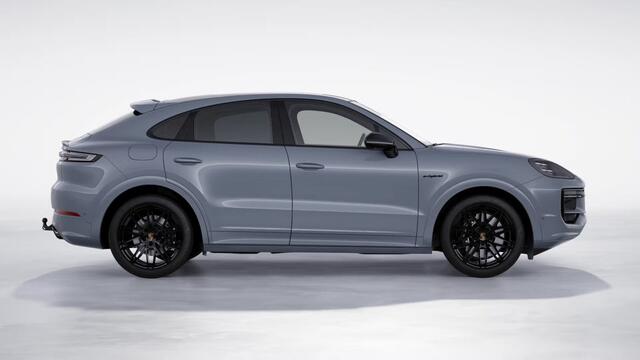 Porsche CAYENNE E-Hybrid Black Edition Coupé