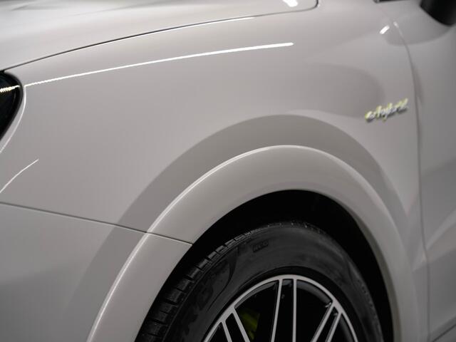 Porsche CAYENNE E-Hybrid Coupé
