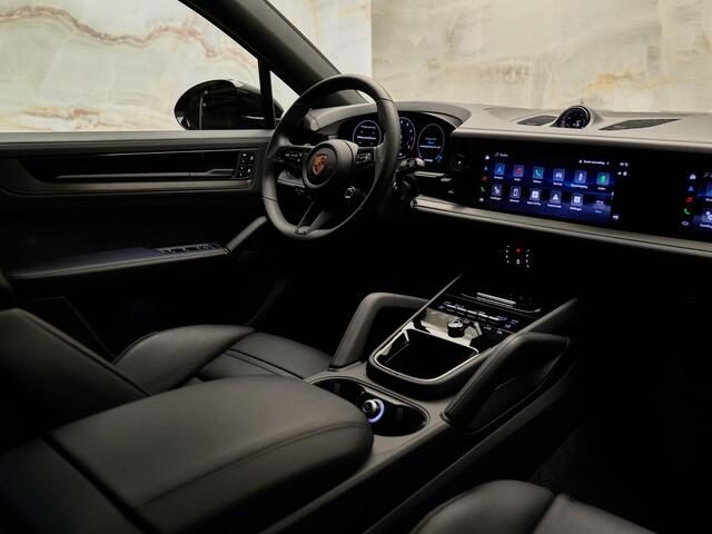 Porsche CAYENNE Coupé 3.0 E-Hybrid Black Edition, SportDesign, pano, 22", tr.haak, Bose, luchtv., memory, ACC, privacy