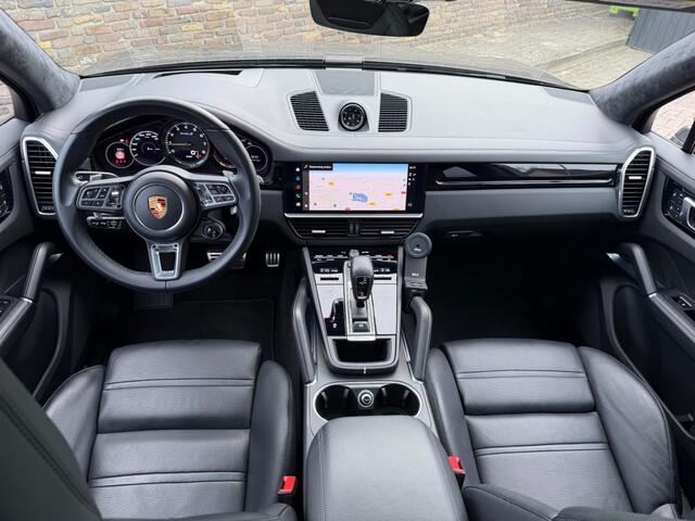 Porsche CAYENNE 4.0 TURBO S E-HYBRID Achteras sturing Head Up Pano Keramisch