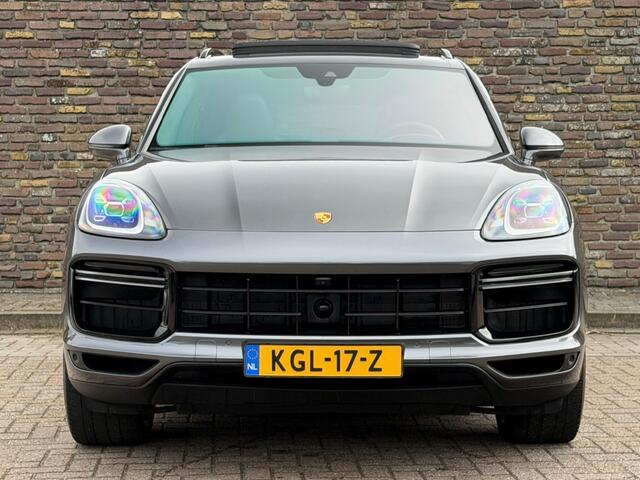 Porsche CAYENNE 4.0 TURBO S E-HYBRID Achteras sturing Head Up Pano Keramisch
