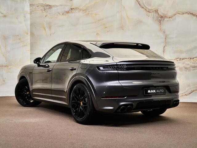 Porsche CAYENNE Coupé 3.0 E-Hybrid, PPF Front, SportDesign, 22", tr.haak, Bose, luchtv., memory, ACC, privacy