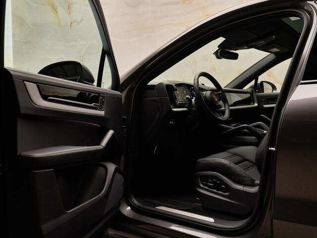 Porsche CAYENNE Coupé 3.0 E-Hybrid, PPF Front, SportDesign, 22", tr.haak, Bose, luchtv., memory, ACC, privacy