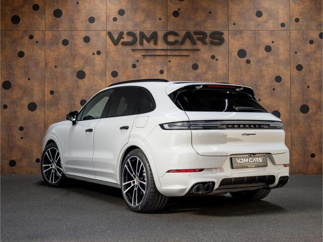 Porsche CAYENNE 3.0 E-Hybrid | SportDesign | 18-weg | Luchtvering | Sportuitlaat | 360° | ACC |