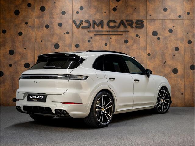 Porsche CAYENNE 3.0 E-Hybrid | SportDesign | 18-weg | Luchtvering | Sportuitlaat | 360° | ACC |