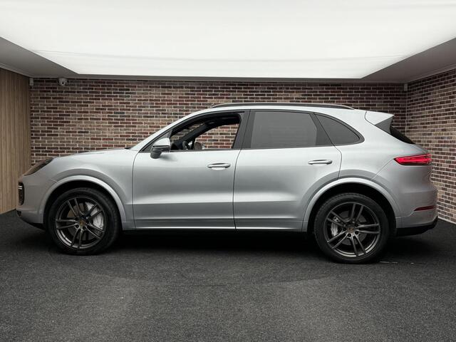 Porsche CAYENNE 4.0 Turbo Panorama headup Sport Chrono Memory