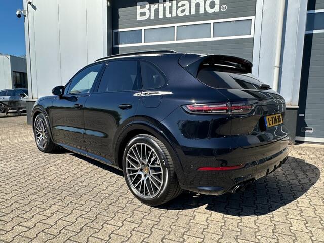 Porsche CAYENNE 3.0 E-Hybrid 2021 BTW *NL auto *Pano *Adaptive *Head-up *Burmester